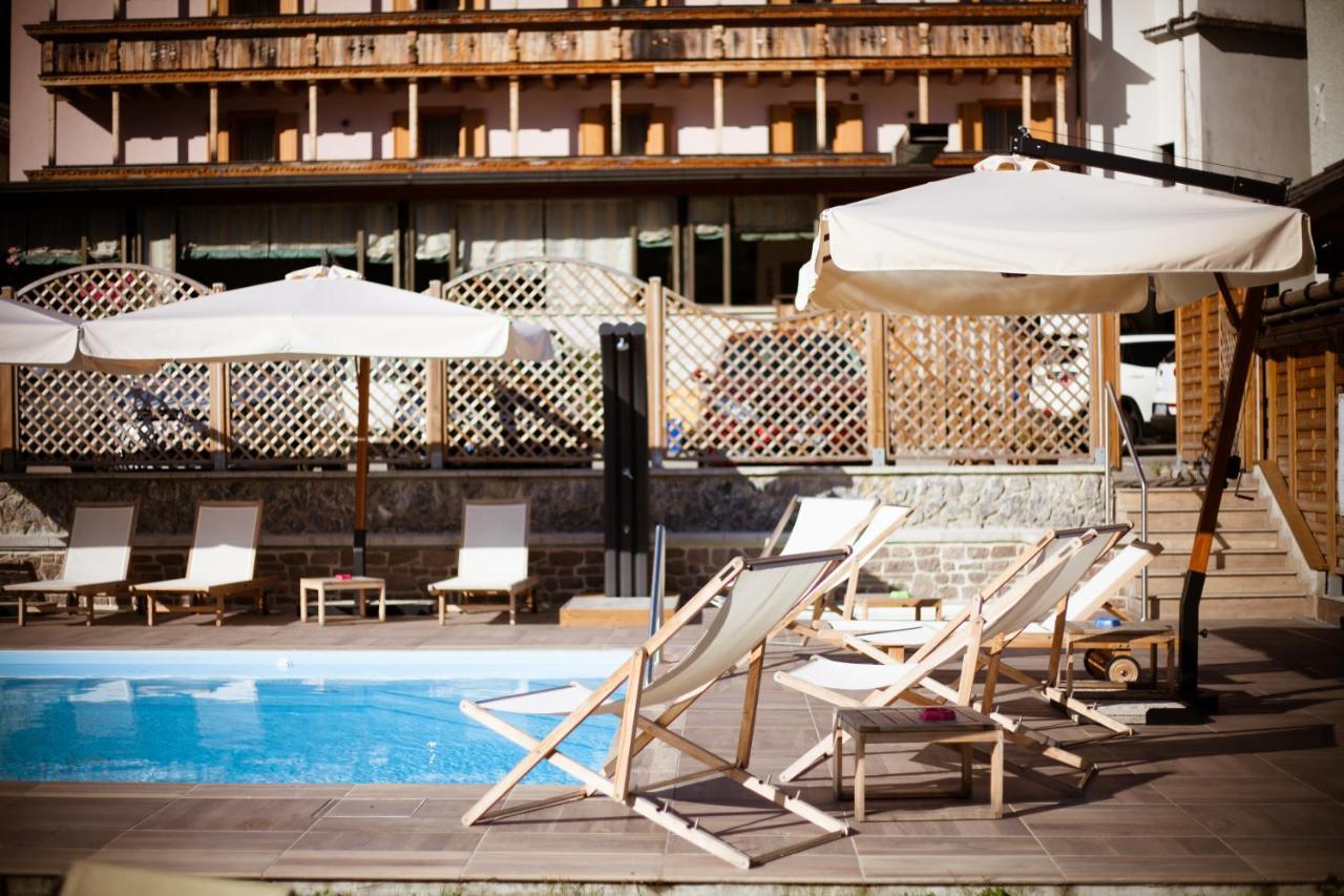 Hotel Posta ฟอร์นี ดิ โซปรา ภายนอก รูปภาพ